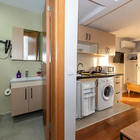 Apartament Rest At *