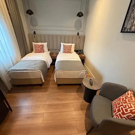 فندق Center Port Karakoey *