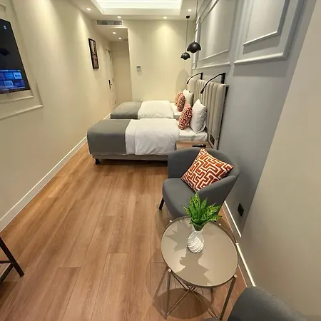 Center Port Karakoey فندق *