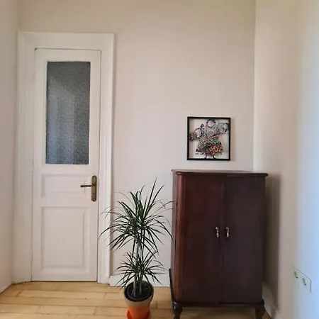 아파트 Elegant, Spacious, Quiet 3br Near Historic Center *