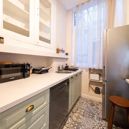 아파트 Elegant, Spacious, Quiet 3br Near Historic Center *