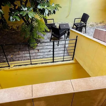 3 Bedroom Flat With 2 Balcony In Cihangir 아파트