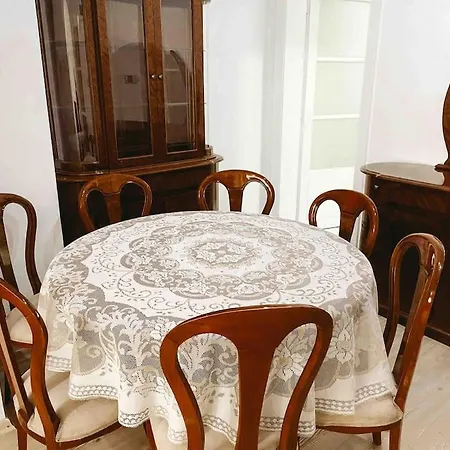 3 Bedroom Flat With 2 Balcony In Cihangir 아파트 *