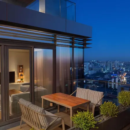 Otel Movenpick Living İstanbul