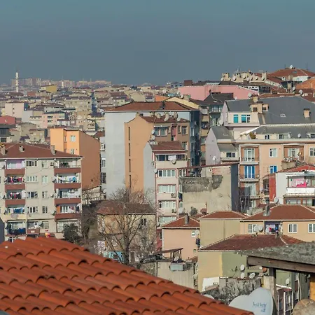 Lagertha Taksim Stambuł