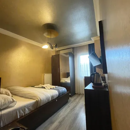 Aparthotel Golopa *
