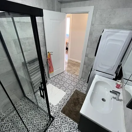 Bostanci Luxury 2 Bedroom With Pool Appartement Istambul