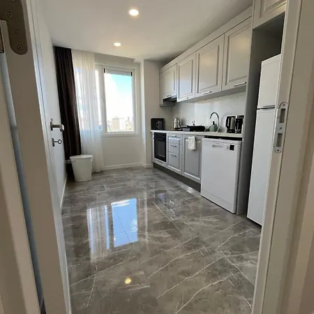 Bostanci Luxury 2 Bedroom With Pool Appartement