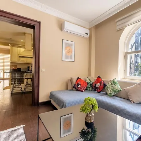 Spacious 3 Bedrooms 2 Bathrooms Apartament Stambuł