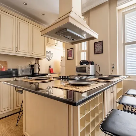 Apartament Spacious 3 Bedrooms 2 Bathrooms *