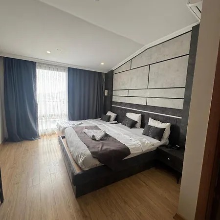 Nuperasuit * Provincia di Istanbul