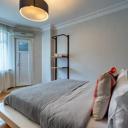 3-bedroom - Location - Elevator * 伊斯坦布尔