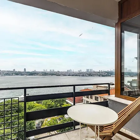 Duplex Flat W Panoramic Bosphorus View And Terrace Istanbul