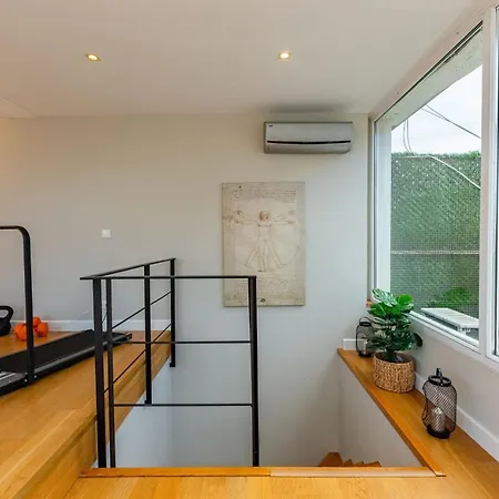 Mesmerizing Flat With Bosphorus View In Beyoglu *