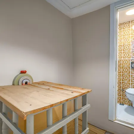 Earthquake-resistant Standalone Duplex House