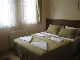 Hotel Agora 3*
