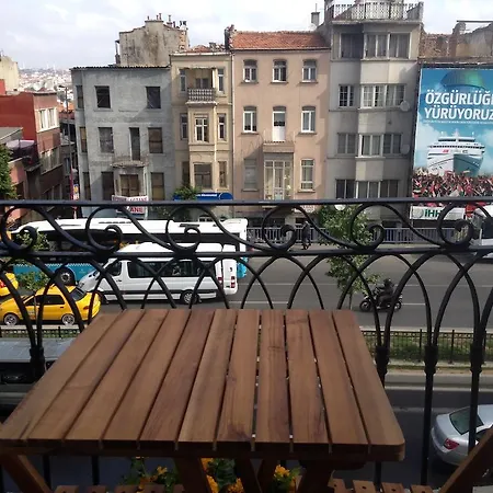 Corner Taksim Aparthotel Istanbul