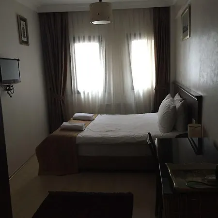 Elisa Hotel