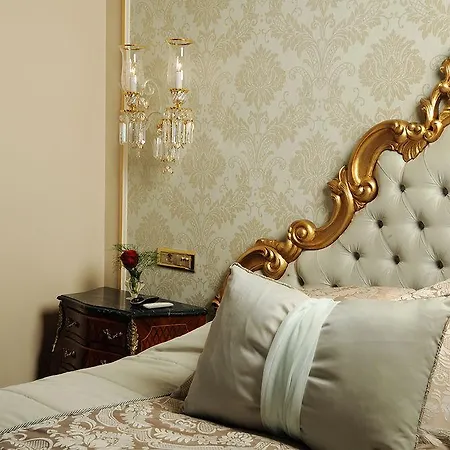 Maroon Bosphorus Otel