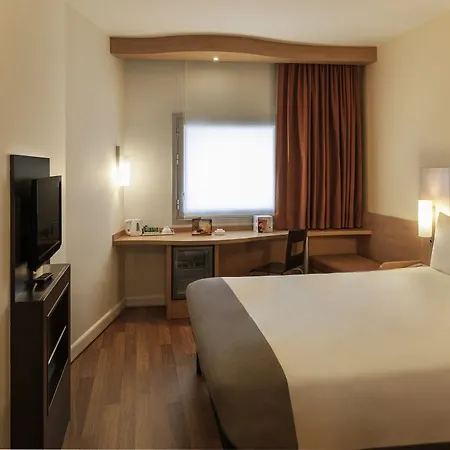 Отель Ibis Zeytinburnu Стамбул