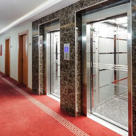 Grand Avcilar Hotell