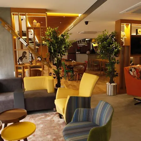 Hotel Sapko Airport