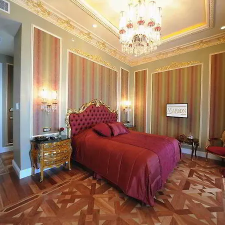 Maroon Bosphorus Otel