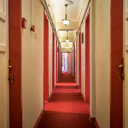 Hotell Erenler Hotel & Hostel 2*