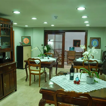 Hotel Sphendone 4*