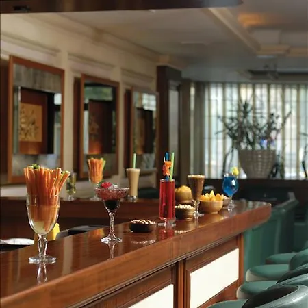 Crowne Plaza - Ortakoy Bosphorus By Ihg 5*