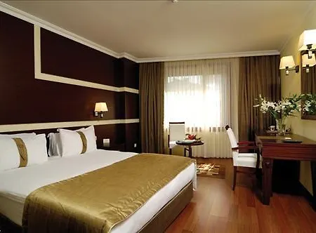 Crowne Plaza - Ortakoy Bosphorus By Ihg Hotel 5*
