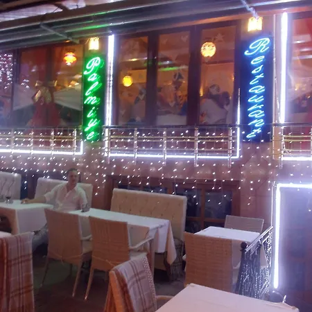 酒店 阿瑞斯酒店 3*