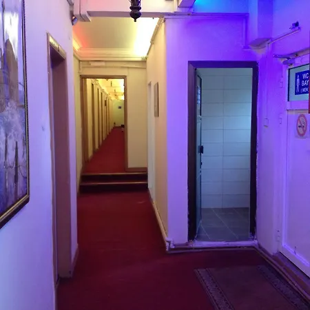 Erenler Hotel & Hostel 2*