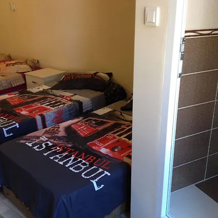 Hotell Erenler Hotel & Hostel