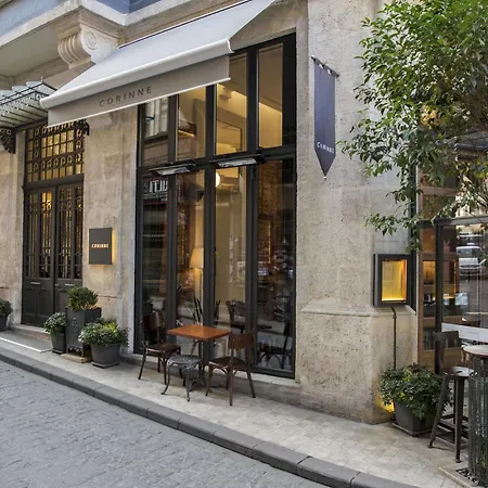 Corinne Art & Boutique 4*