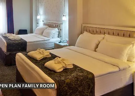 Hotel Amira 4*