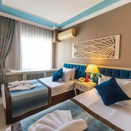 Viva Deluxe Hotel 3*