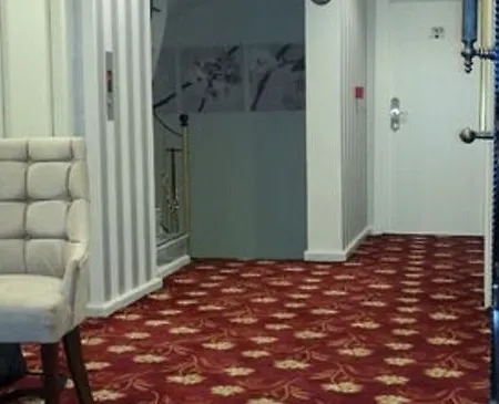 Hotel Interstar 2*