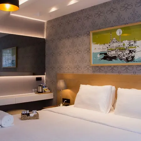 Hotel Four-g