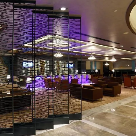 Hotell Grand Harilton 5*