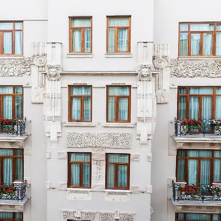 Hotel Pera Parma
