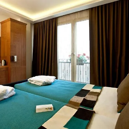 Hotel Collage Taksim