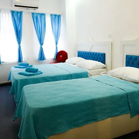 Otel Lancelot 3*