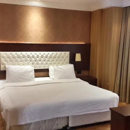 Hotel Mangana 4*
