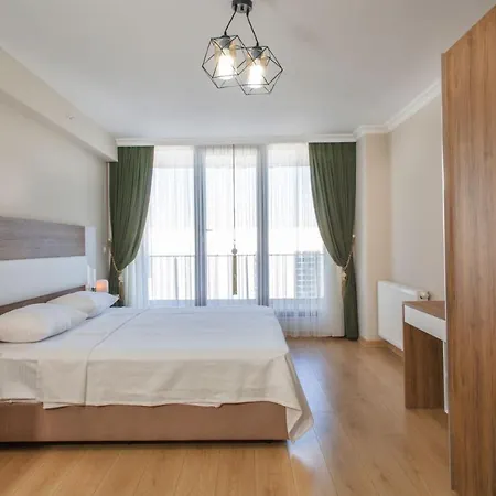 Aparthotel Emin 2*