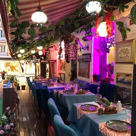 Adora Cafe & Restaurant Istanbul