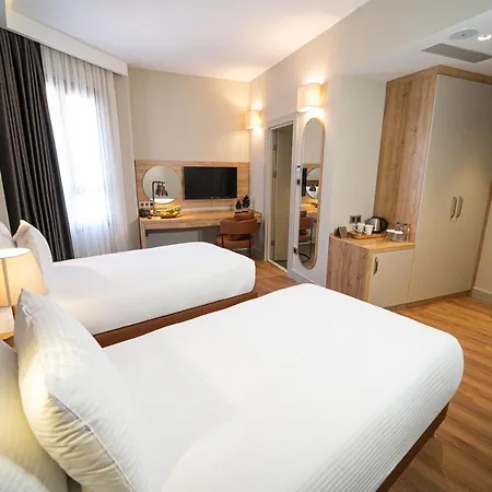 Otel Grand Sirkeci 4*