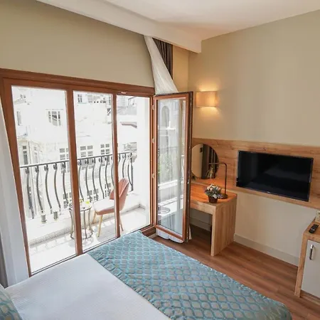 Otel Grand Sirkeci 4*