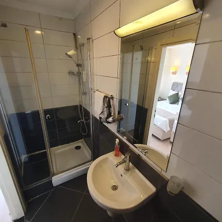 Taksim Life House Apartment Istanbul