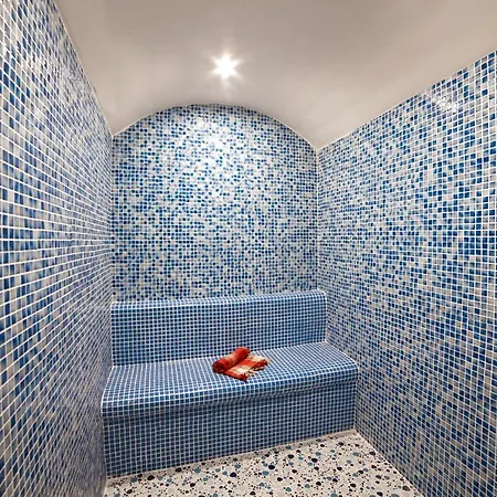 Hotel Great Fortune Design &